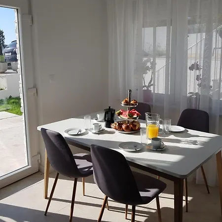 Villa New!! Seafront Hrvatska