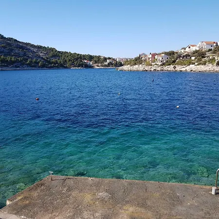 New!! Seafront Hrvatska Villa